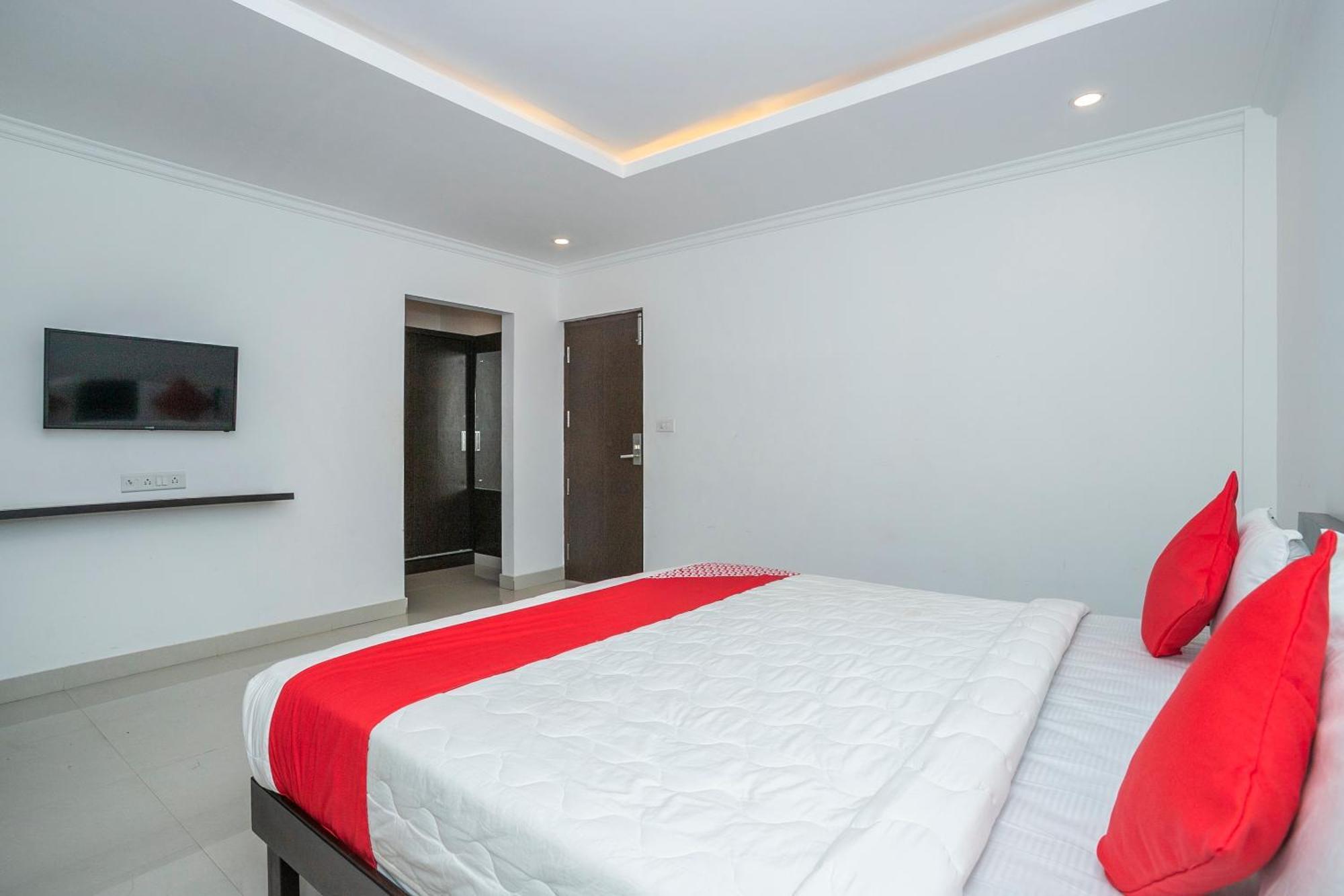 Collection O Cosmopolitan Hotel Devanahalli Exterior photo